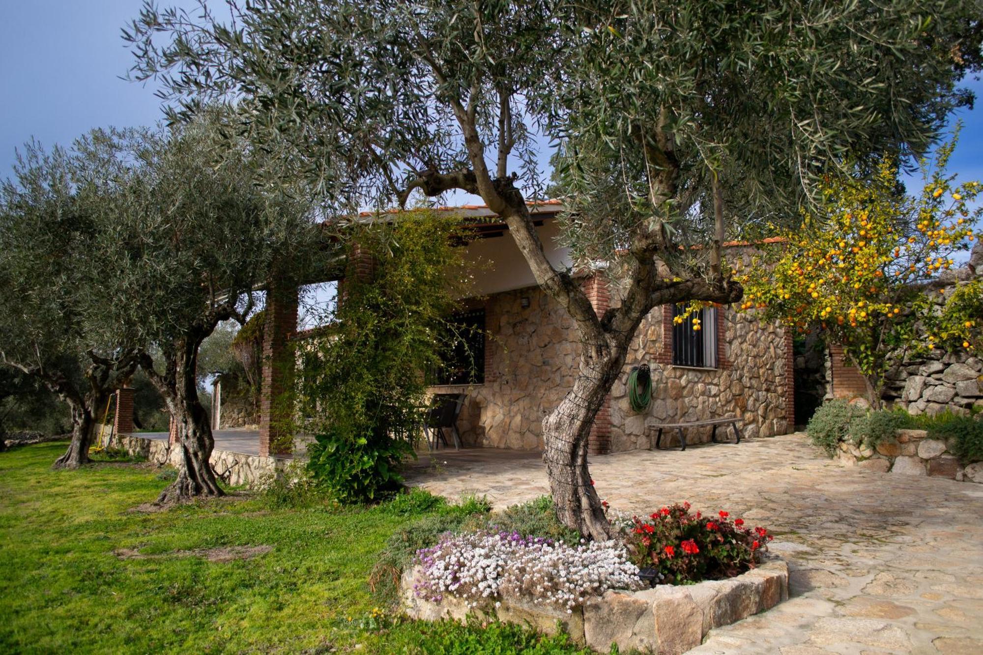 Casa Rural La Recuera Montánchez Exterior foto