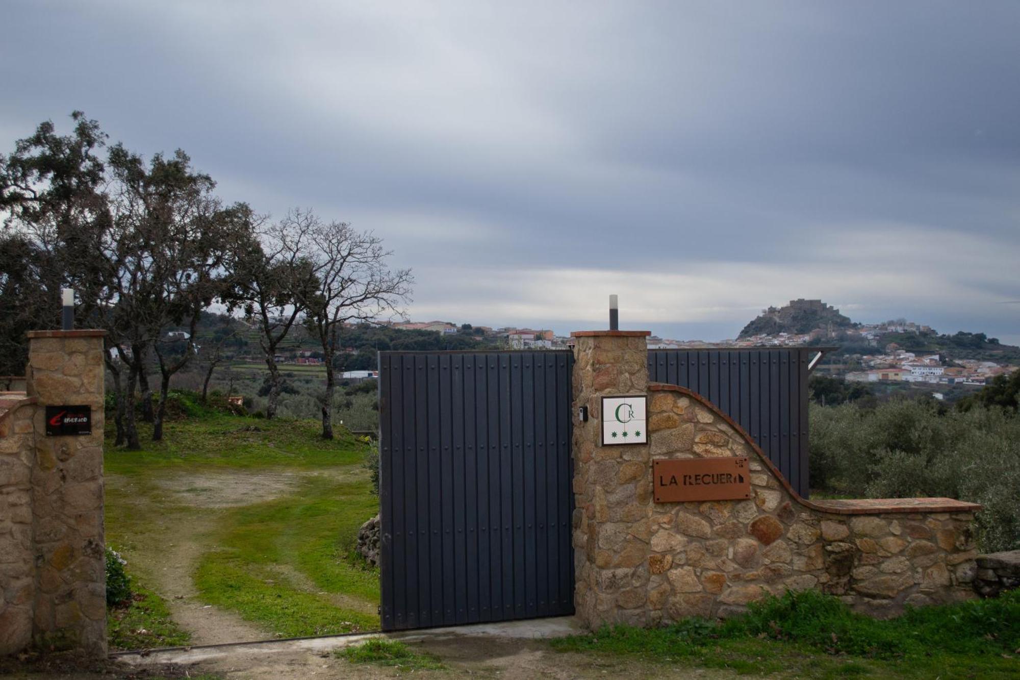 Casa Rural La Recuera Montánchez Exterior foto